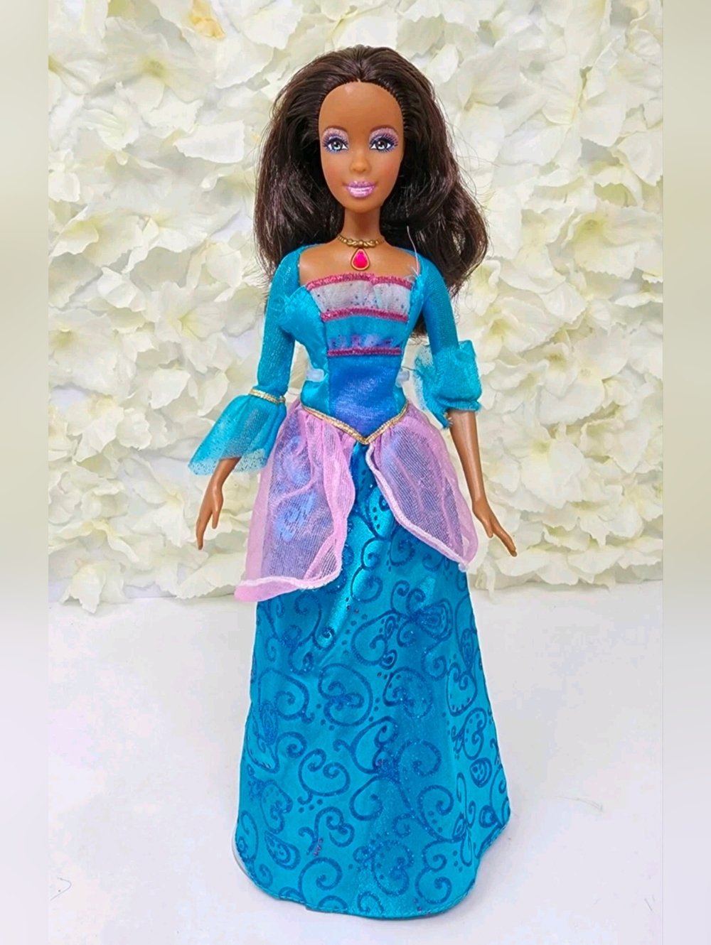 Mattel Barbie The Island Princess Rosella AA Doll Beautiful (Not Working) Nikki